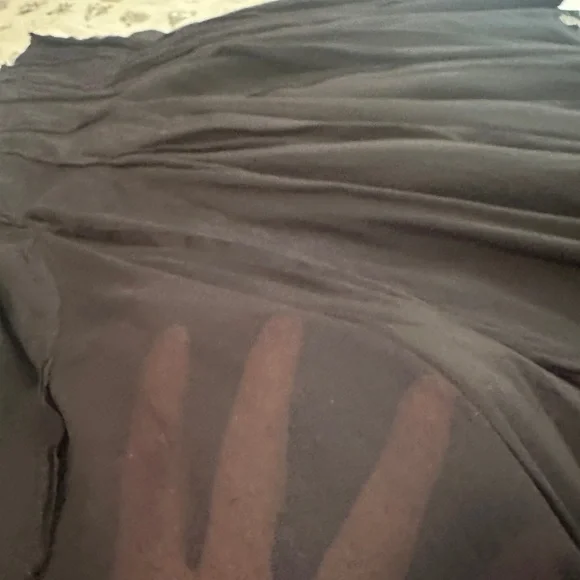 Elegant Black Skirt - Picture 4 of 4